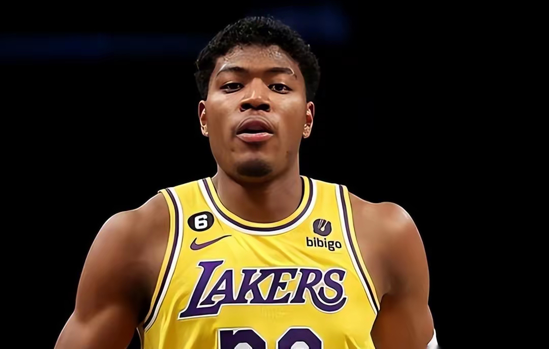 包含圣安东尼奥马刺清晨绝杀压哨，志在全明星赛名次提升，底气十足，临场指挥获称赞的词条-lol竞猜网站